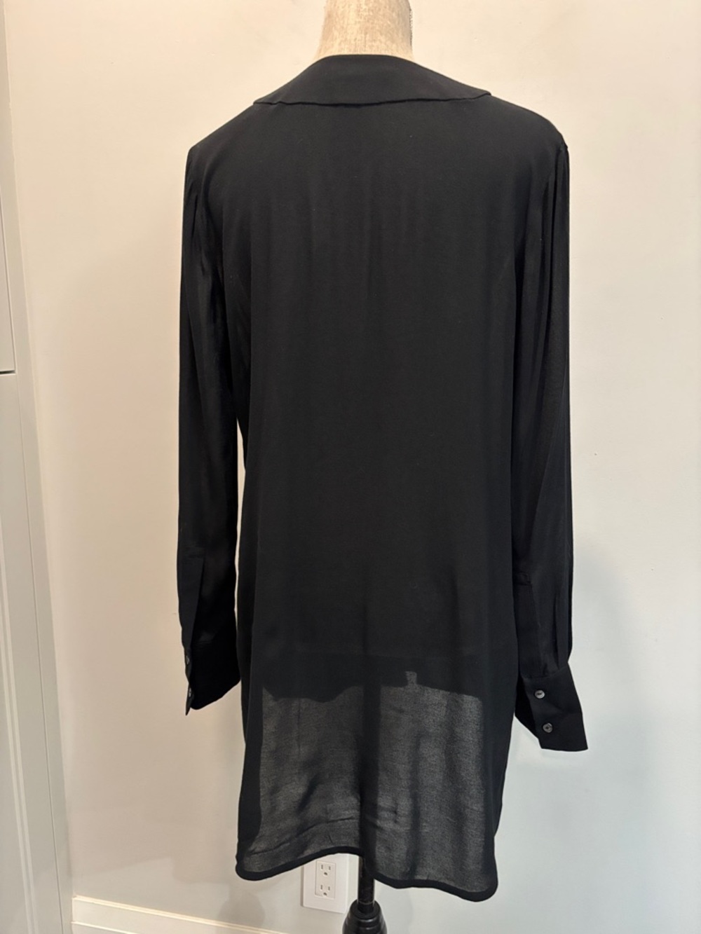 Vince Black V-Neck Blouse Semi Sheer Long Sleeve Minimalist Size S - Picture 8 of 15